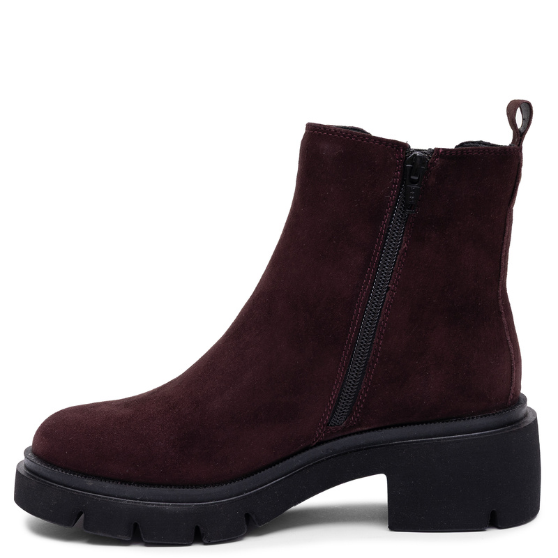 Maciejka Suede Block Heel Chelsea Boots Burgundy P7879-23/00-7