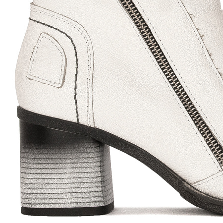 Maciejka White Women's Boots 05647-11/00-3