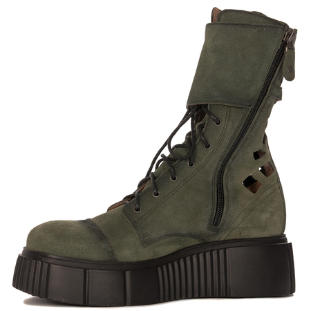 Maciejka Women's ankle boots,green leather suede on platform