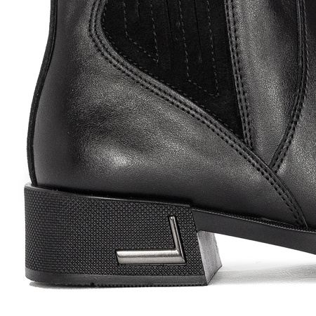 Maciejka Black Women's Boots 06221-01/00-8
