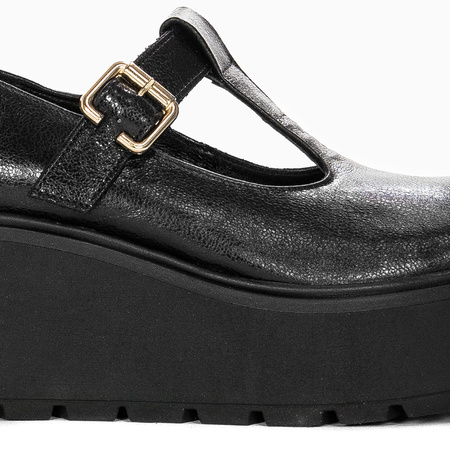 Maciejka Women's low shoes Black leather 6271A-01/00-1