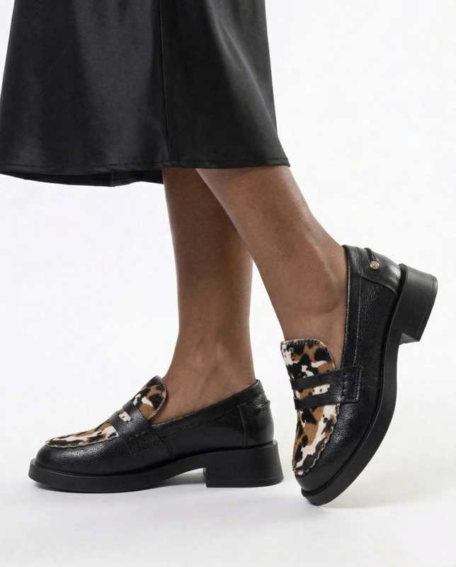 Maciejka Leather Loafers Animal Print Black 06250-01/00-1