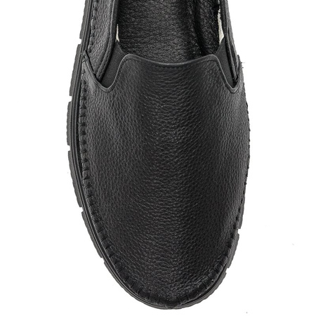 Maciejka Leather Slip-On Loafers Flexible Sole Black 03512-01-00-0