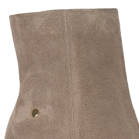 Maciejka Dark Beige Boots 05779-10/00-6