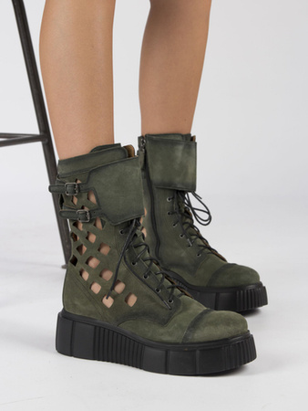 Maciejka Women's ankle boots,green leather suede on platform