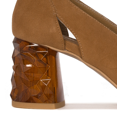 Maciejka Women's Leather Ginger Pumps
