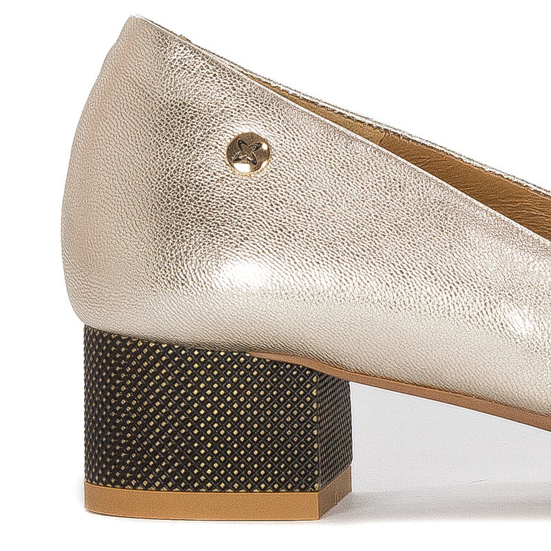Maciejka Women's Gold Leather Pumps 05960-25/00-1