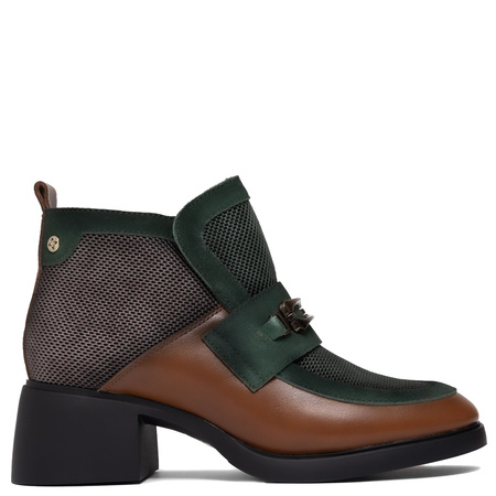 Maciejka Leather Two-Tone Ankle Boots With Decorative Buckle Brown-Green A6747-29/00-8