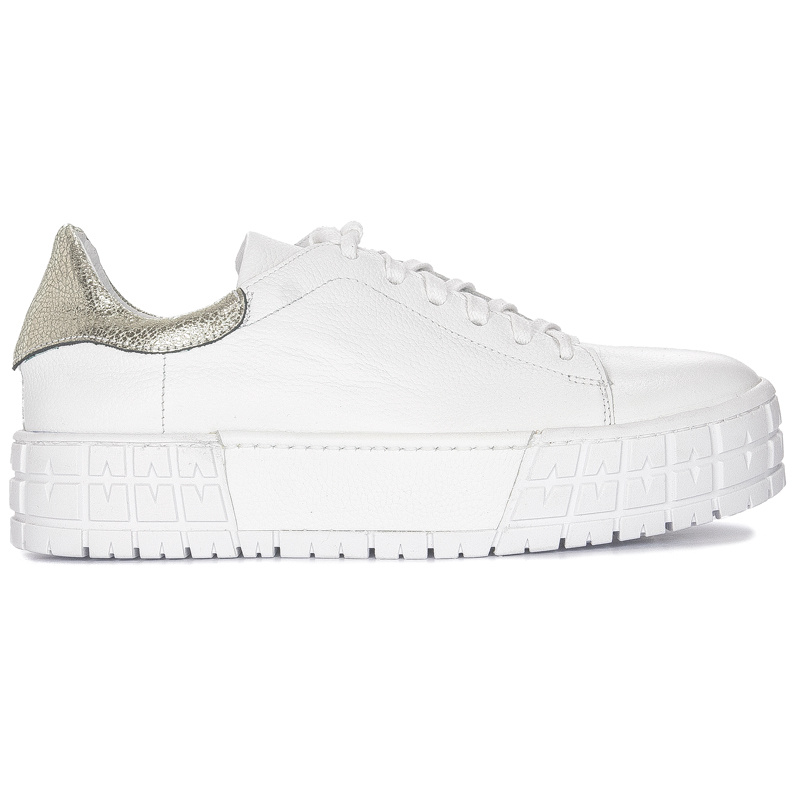 Maciejka 05470-11/00-1 Women's White Low Shoes