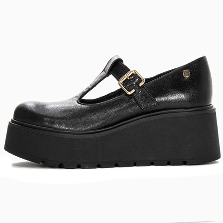 Maciejka Women's low shoes Black leather 6271A-01/00-1