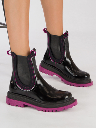 Maciejka Black- Fuxia Boots 06199-15/00-7