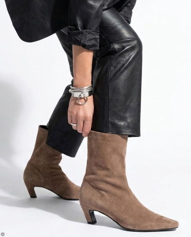 Maciejka Suede Ankle Boots Slanted Heel Beige K7791-04/00-7