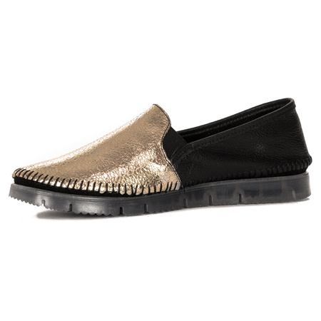 Maciejka Black - Gold Low Shoes