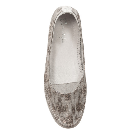 Maciejka White Ballerina Shoes 05840-11/00-1