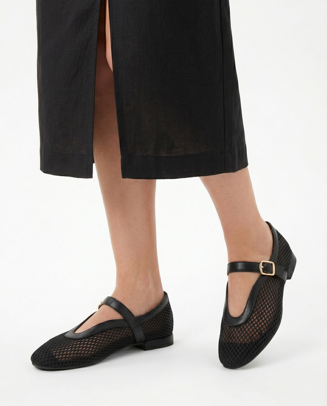 Maciejka Leather Mary Jane Ballerinas Almond Toe Black 06939-01/00-0