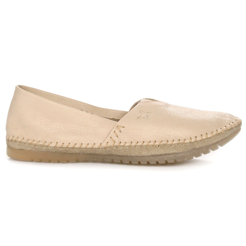 Maciejka Beige Flat Shoes 01930-04/00-0
