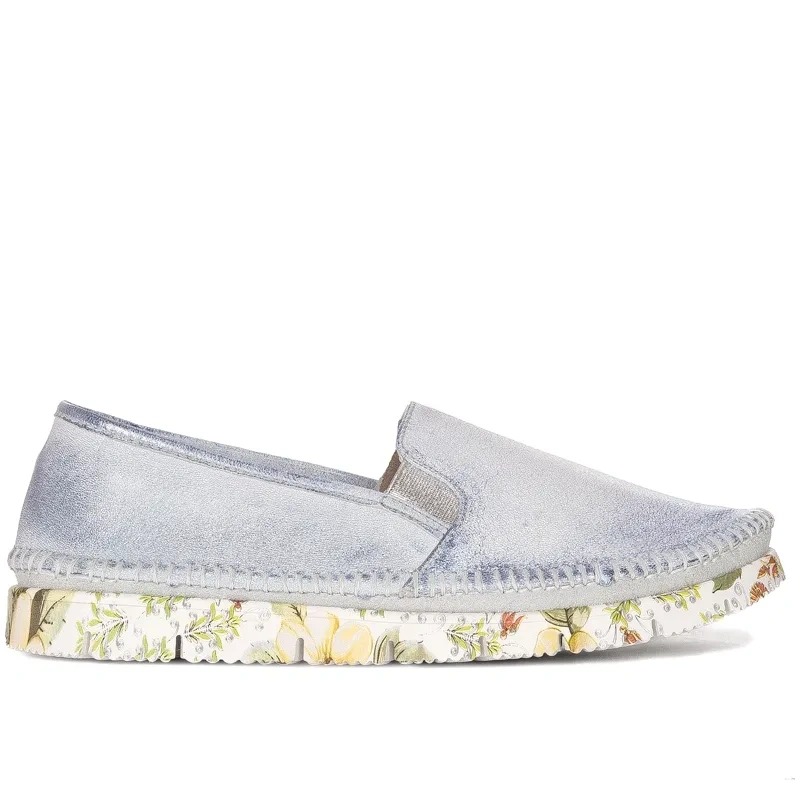 Maciejka Light Blue Low Shoes