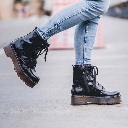 Maciejka Black leather women's Boots
