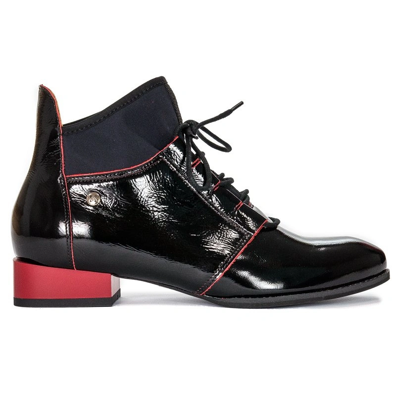 Maciejka Black Lace-up Boots 04744-16/00-5