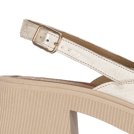 Maciejka Beige & Gold Sandals 06039-04-00-1