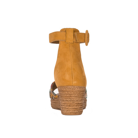 Maciejka Yellow Sandals 04565-43/00-5