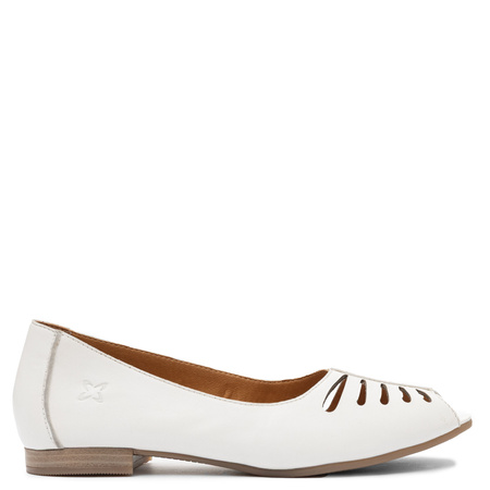 Maciejka Leather Cut-Out Flats Open Toe White P7541-11/00-1