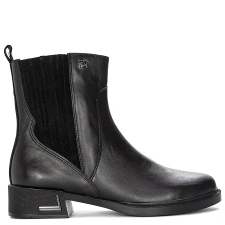 Maciejka Black Women's Boots 06221-01/00-8