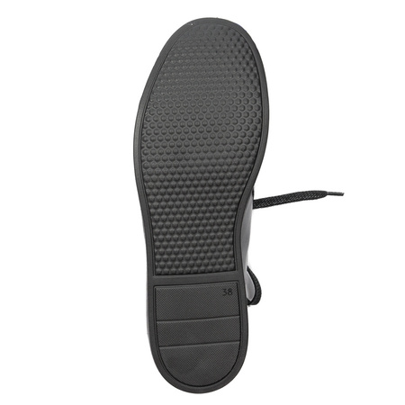 Maciejka Black Low Shoes