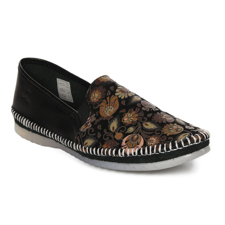 Maciejka Women's Low Shoes Black Flowers