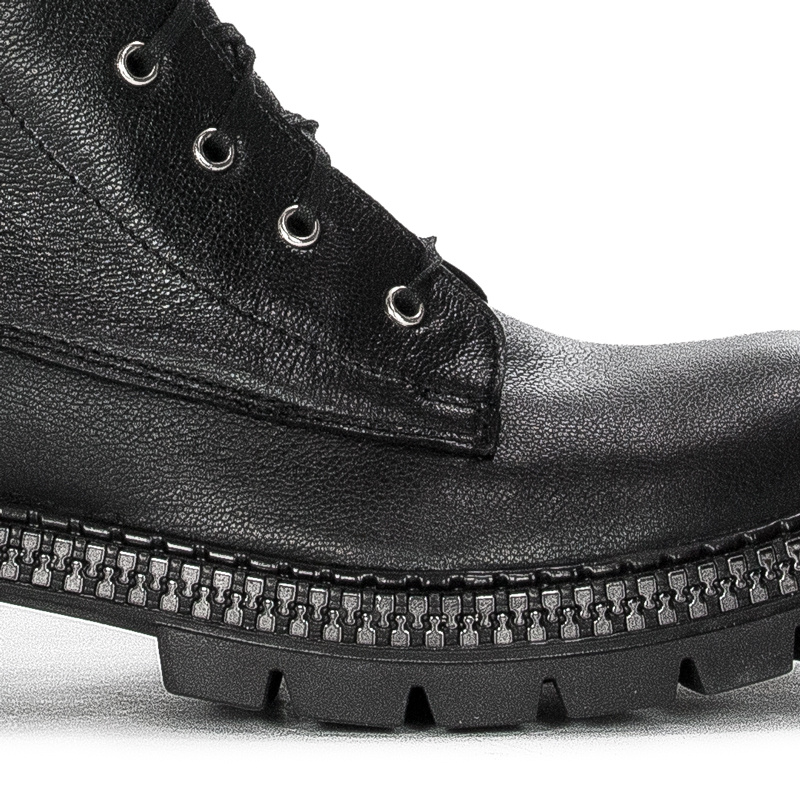 Maciejka Black women's Boots 05745-01/00-6