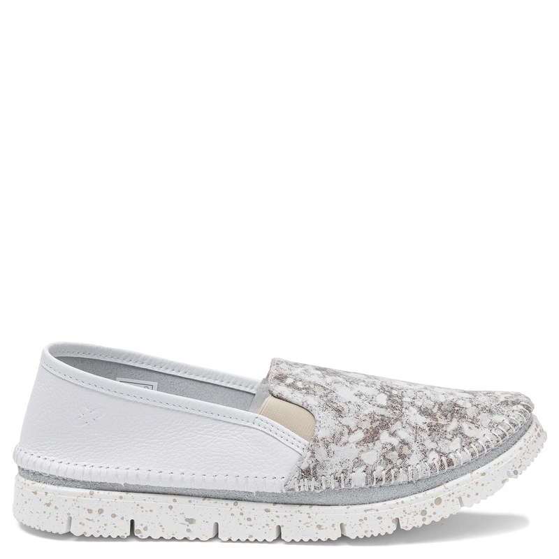 Maciejka Comfortable Leather Slip On Low Shoes Metallic Accent White 3512W-35/00-5