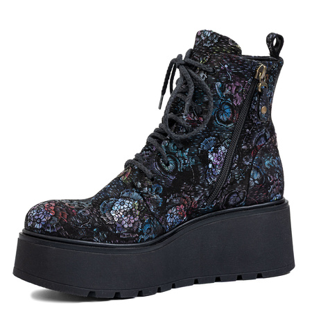 Maciejka Exquisite Craftsmanship Platform Boots 6762W-01-00-6