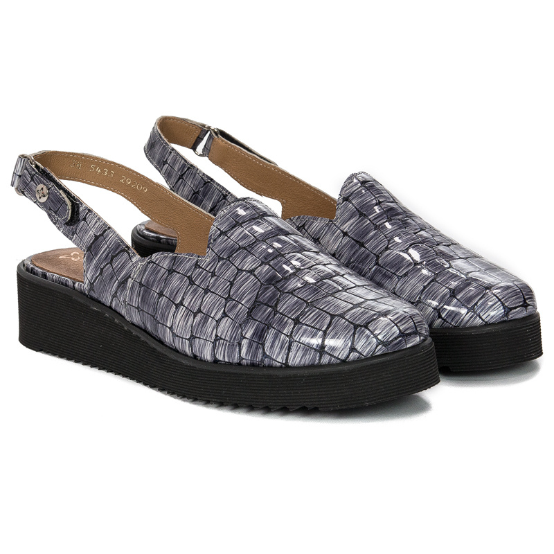 Maciejka Women's leather shoes Gray