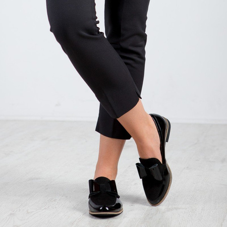 Maciejka Black Flat Shoes 04099-01/00-5