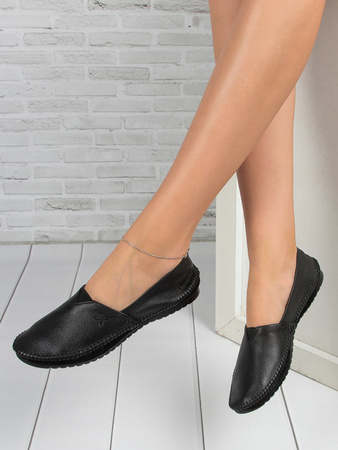 Maciejka Black shoes 01930-71/00-0