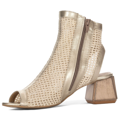 Maciejka leather cutout block-heel sandals gold 06899-25/00-0