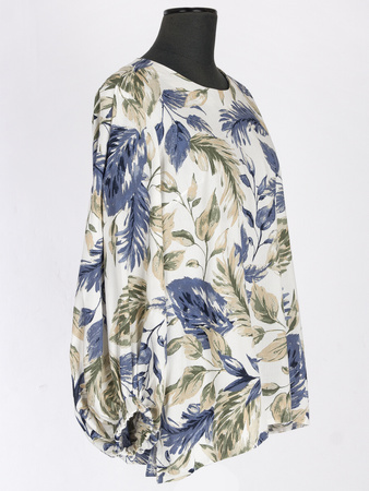 Women's Milano Flowers blouse