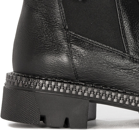 Maciejka Black Leather Women's Boots 05727-01/00-6