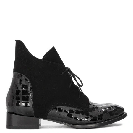 Maciejka Black Women's Lace-Up Boots 2878J-01/00-3