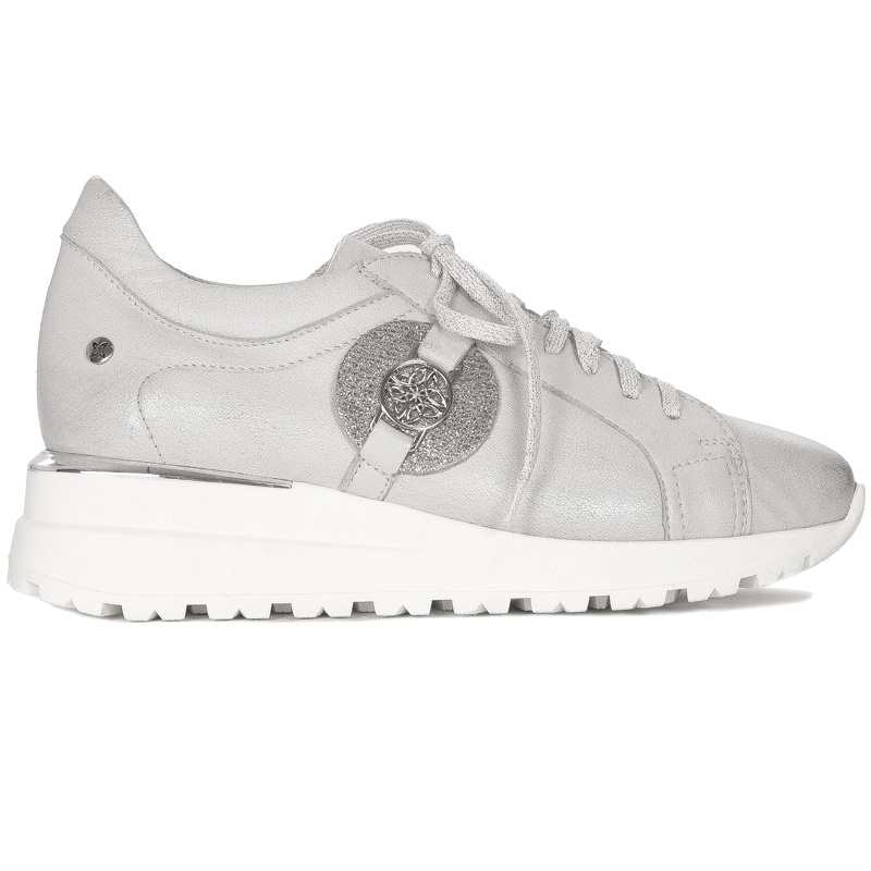 Maciejka Women's White Flat Shoes