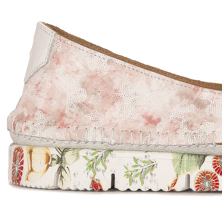Maciejka Light Pink Flat Shoes