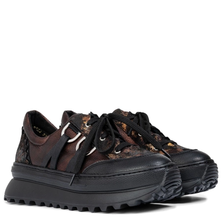 Maciejka Leather Platform Shoes with Unique Lacing System Bronze 06562-25/00-8