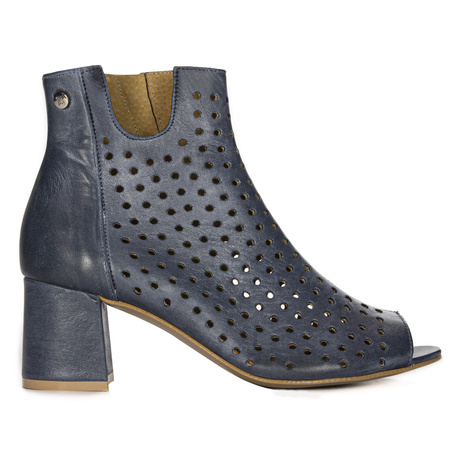 Maciejka Botki skórzane ażurowe na słupku granatowe