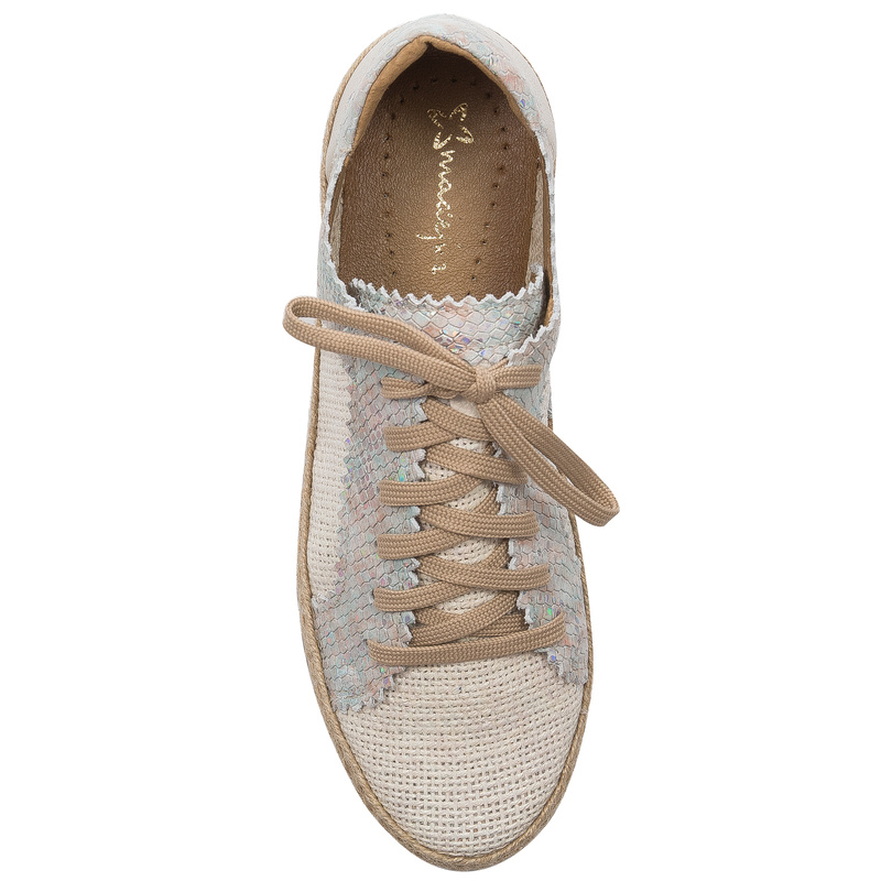 Maciejka Women's Light Beige Flat Shoes