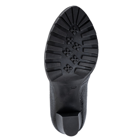 Maciejka Timeless Full-Grain Leather Pumps on Platform 2629W-04-00-1