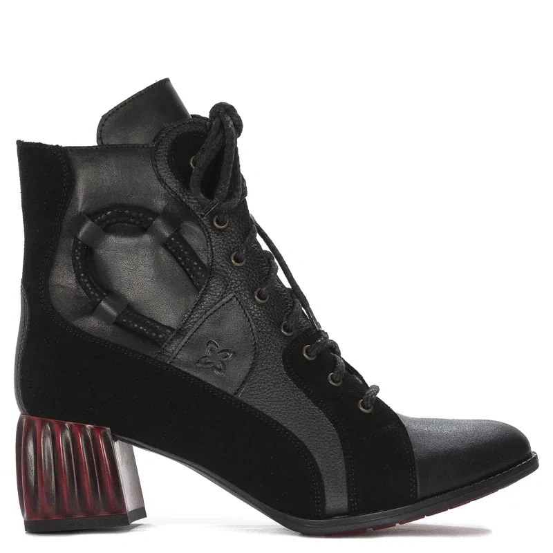 Maciejka Black Boots