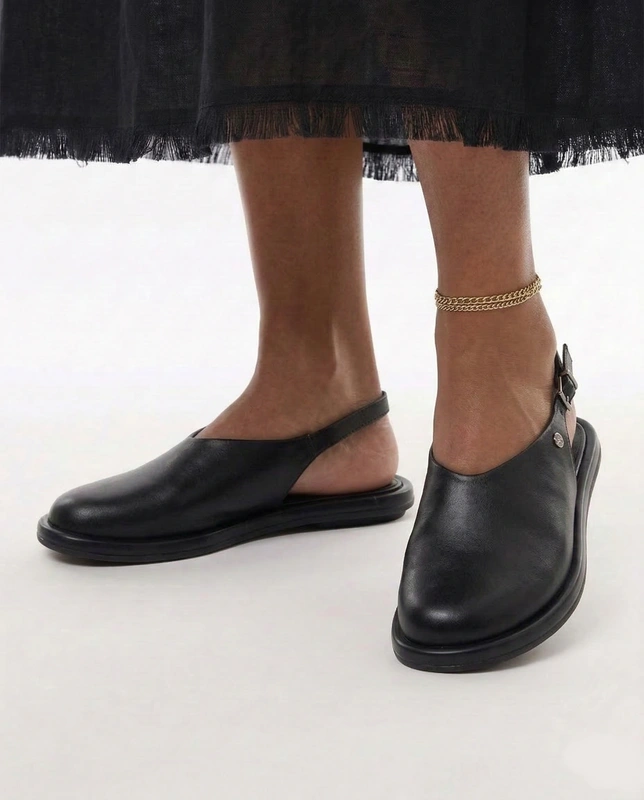 Maciejka Leather Flats Slingback Closed Heel Strap Black K7513-01/00-1