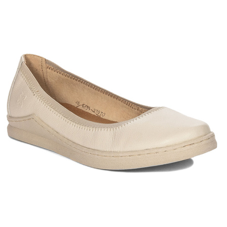 Maciejka Beige Leather Ballerinas