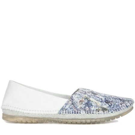 Maciejka Slip-On Leather Patterned Shoes White Navy Blue 01930-85-00-0