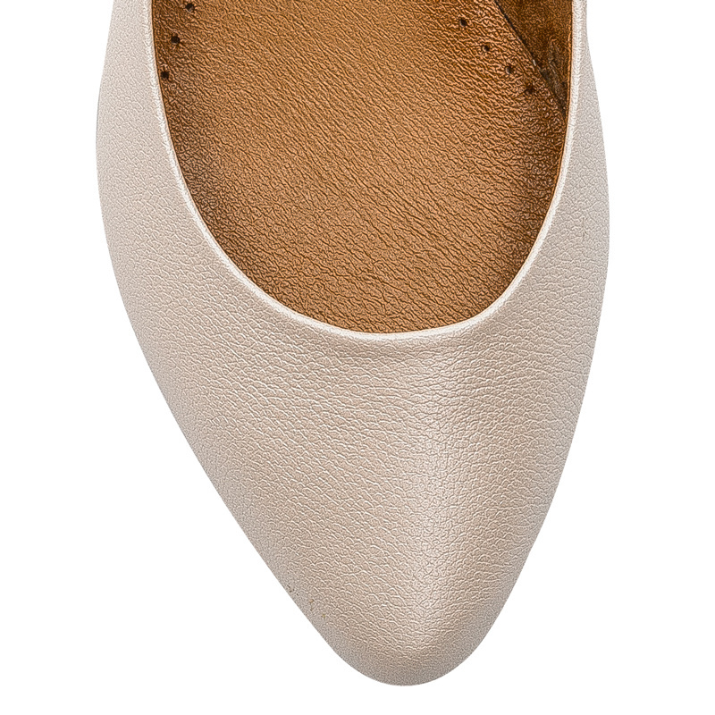 Maciejka Light Beige Ballerina 04100-26/00-8